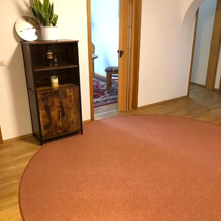 Apartment Tom *