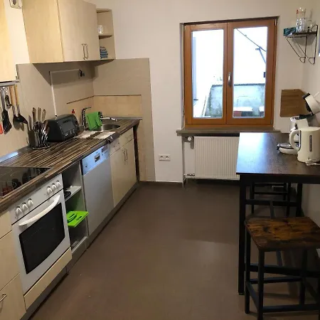 Apartment Tom
