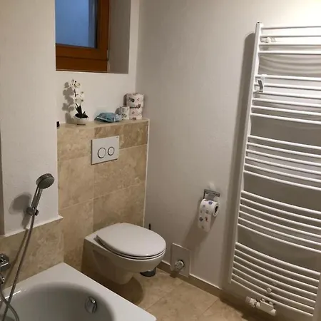 Apartment Tom *